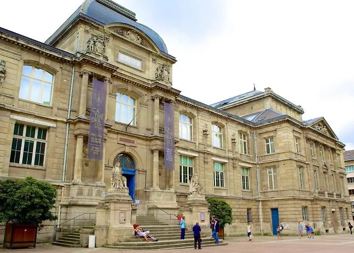 Charming In Coeur De Apartman